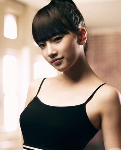 수지, 동공 구속시키는 데뷔 초 섹시미 