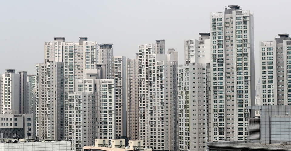 서울의 주택가격이 아시아의 다른 주요 도시들에 비해 훨씬 높은 수준이라는 보고서가 발표됐다. /뉴시스