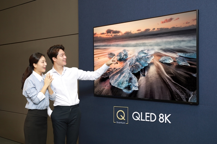 삼성전자가 8K 화질의 QLED TV로 글로벌 TV 시장공략에 나섰다. / 삼성전자