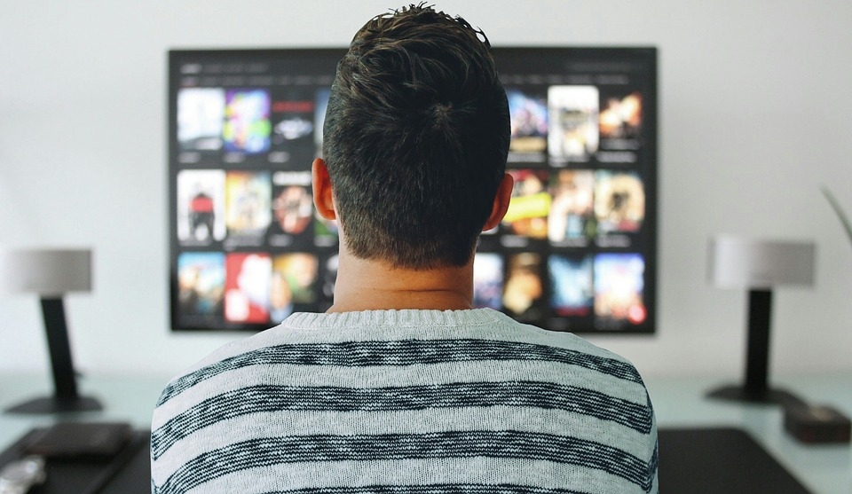 LG유플러스는 넷플릭스(Netflix)를 도입한다고 밝혔다. 이번 계약은 IPTV 단독 파트너십이다.
