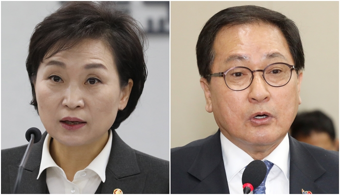 김현미(왼쪽) 국토교통부 장관과 유영민 과학기술정보통신부 장관이 당분간 유임될 가능성이 커졌다. / 뉴시스