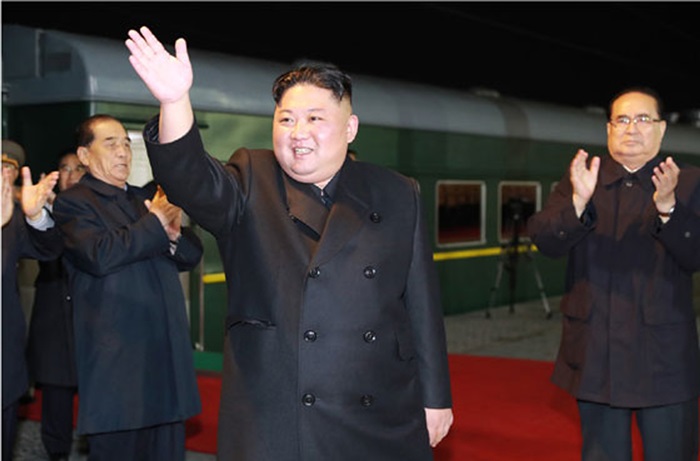 김정은 북한 국무위원장이 24일 새벽 열차편을 이용해 러시아 블라디보스토크로 출발했다. /노동신문 캡쳐