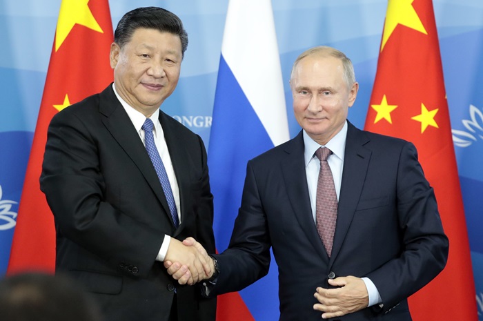 시진핑 주석과 푸틴 러시아 대통령은 중러정상회담에서 한반도 비핵화 문제에 대해 특별히 공동발표나 입장문을 내놓지 않았다. /AP-뉴시스