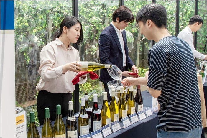 SPC그룹의 와인 계열사 타이거인터내셔날이 제3회 와인전시회를 개최했다. / SPC