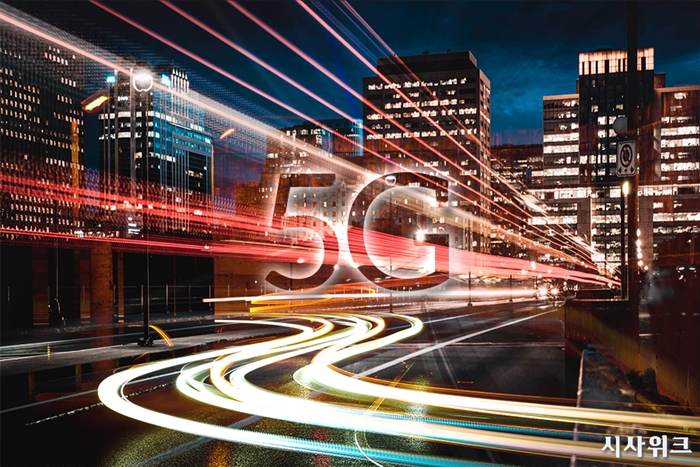과학기술정보통신부가 우리나라의 5G 상용화 기술을 ITU 5G 국제 표준안으로 최종 제안했다. /그래픽=이선민 기자