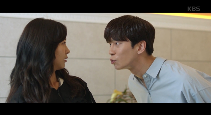 '퍼퓸'에서 코믹 연기를 선보인 신성록 / KBS2TV '퍼퓸' 방송화면 캡처