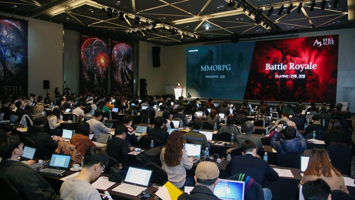 넷마블이 22일 미디어 쇼케이스를 열고 3년여간 개발해온 모바일 배틀로얄 다중접속역할수행게임(MMORPG) ‘A3:스틸얼라이브’를 오는 3월 출시한다고 밝혔다. /넷마블