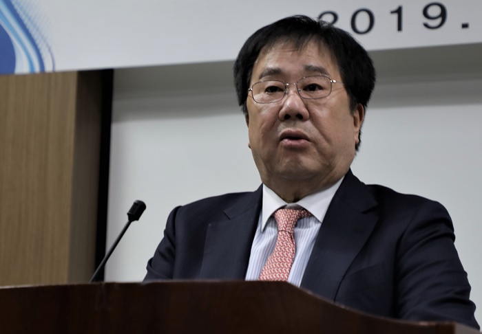 우오현 SM그룹 회장은 지난해 6월과 지난달 30일에 걸쳐 남선알미늄 지분을 전액 처분해 180억원의 차익을 실현했다. /뉴시스