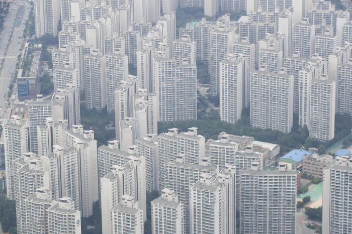 지난달 서울 내 30대의 아파트 거래량이 통계 집계 후 최대치를 기록한 것으로 나타났다./뉴시스