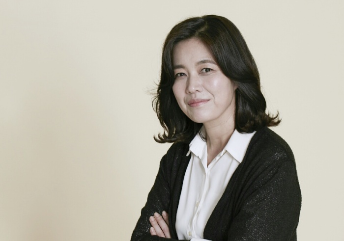 다채로운 캐릭터 변신을 보여주고 있는 김정영/ 에스더블유엠피