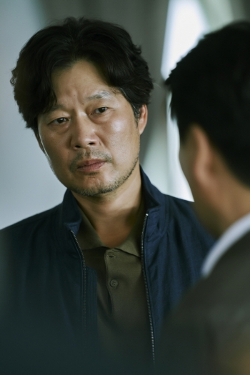‘홈타운’에 대한 자신감을 내비친 유재명 / tvN  ‘홈타운’