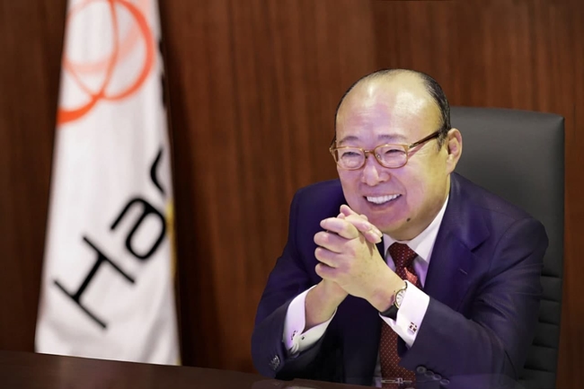 한화그룹(회장 김승연·사진)은 사회복지공동모금회의 ‘희망 2022 나눔캠페인’에 성금 40억원을 기탁했다고 밝혔다. / 한화그룹