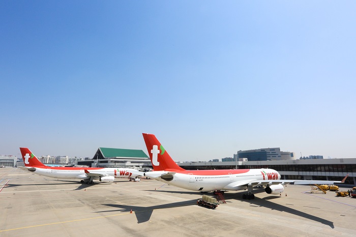 티웨이항공이 A330-300 기재 2대 도입을 완료하고 일본과 동남아시아 국제선 재개에 박차를 가하고 있다. / 티웨이항공