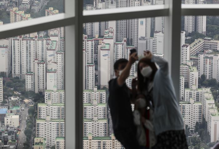 9월말 기준 서울 아파트의 분양가격이 3.3㎡당 평균 2,800여만원으로 집계됐다. /뉴시스