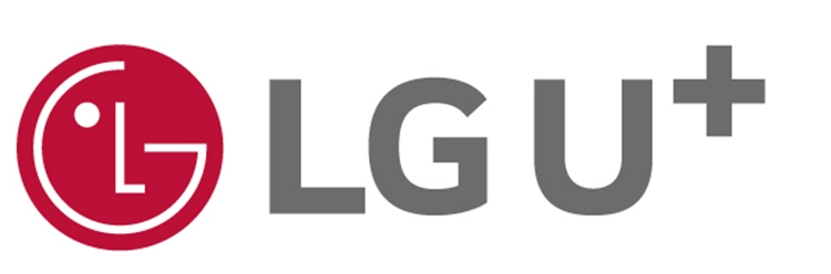 LG유플러스는 영업이익이 최대실적이지만 성과급 삭감을 단행했다.  LG유플러스는 지난 3일 ‘2022년 경영성과급 결과 온라인 설명회’에서 개인정보유출 사태가 성과급 삭감 요인이 된다면서 올해 성과급을 줄이겠다고 밝혔다. / LG유플러스