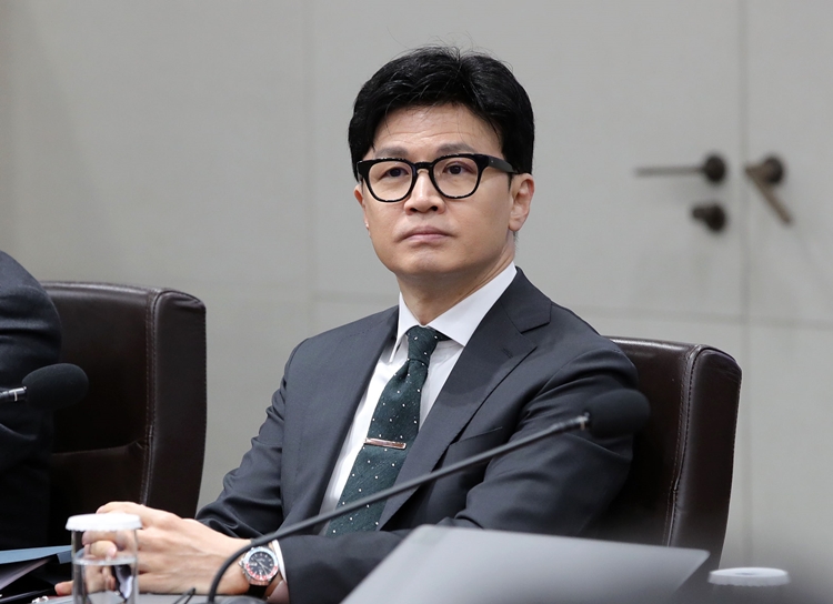 한동훈 법무부 장관이 28일 서울 용산 대통령실 청사에서 열린 국무회의에 참석해 있다. / 뉴시스