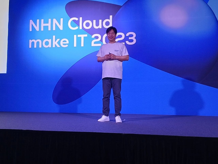 김명신 NHN클라우드 최고기술책임자는 22일 서울시 강남구 코엑스에서 열린 ‘NHN Cloud Make IT 2023’ 컨퍼런스에서 1년 동안의 사업 성과를 공유했다. / 조윤찬 기자