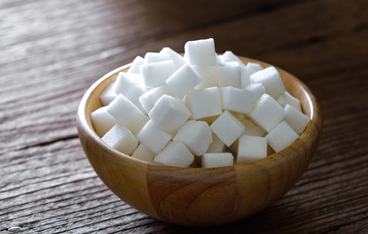 설탕 가격이 또 오르면서 식품업계에 비상이 걸렸다. 특히 주요 설탕 생산국 중 하나인 인도가 설탕 원재료인 원당의 수출을 제한할 예정이라고 알려지면서 향후 더 오를 것으로 전망되고 있다. / 게티이미지뱅크