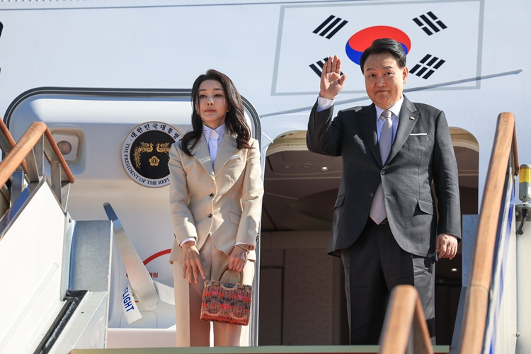 윤석열 대통령과 김건희 여사는 오는 11일부터 14일까지  3박 4일 일정으로 네덜란드를 국빈 방문한다. / 뉴시스