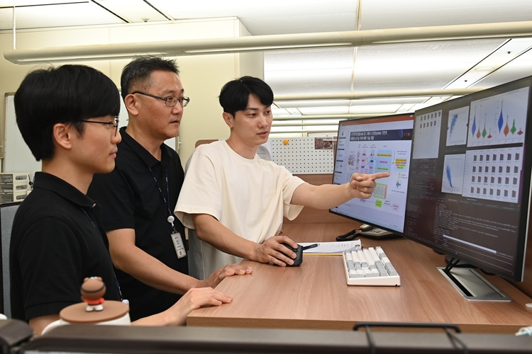 한국전자통신연구원(ETRI)은 노년층의 음성 발화를 분석해 경도인지장애, 치매 등 퇴행성 뇌 기능 저하 평가 및 예측이 가능한 AI기술을 개발했다고 1일 밝혔다./ 한국전자통신연구원