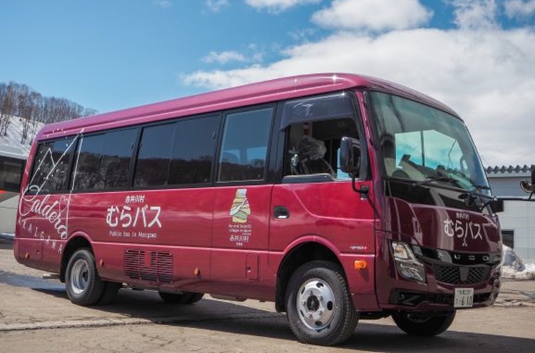  ‘일본’은 가장 마을버스가 잘 운영되고 있는 국가다. 사진은 일본 홋카이도 아카이가와무라 마을에서 운영 중인 마을버스 ‘무라버스(むらバス)’./ 홋카이도시