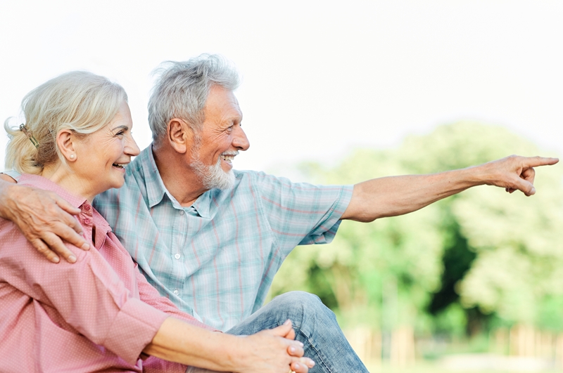  한국과학기술원(KAIST)의 문술미래전략대학원 김승겸 교수 연구팀은 고령화 현상과 기후변화 적응 간의 상호작용을 세계 최초로 규명하는데 성공했다. 연구팀에 따르면 고령 인구가 많은 지역은 기후변화 취약성이 더욱 컸다./ Gettyimagesbank