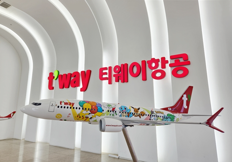 공정위에서 티웨이항공과 소노인터내셔널의 기업결합을 31일 오후 2시까지 승인하지 않아 대명소노그룹 측에서 제안한 신규 이사 후보 관련 안건은 전부 자동 폐기됐고, 정홍근 티웨이항공 대표가 연임에 성공했다. / 강서구=제갈민 기자