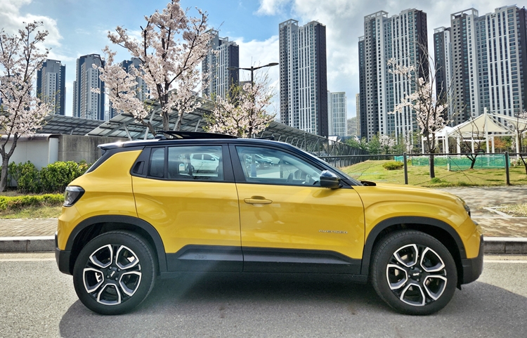 지프 어벤저는 B세그먼트의 소형 SUV다. / 제갈민 기자