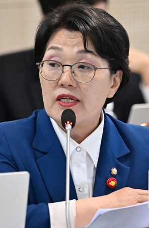 더불어민주당 권향엽 국회의원은 학교가 정규 교육과정 이후 돌봄활동을 운영할 경우, 반드시 보호인력을 배치하도록 하는 ‘돌봄 사각지대 제로법’(초·중등교육법 일부개정법률안)을 대표 발의했다고 밝혔다. / 뉴시스 