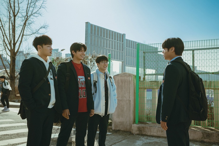수호, 범석의 빈자리를 채운 (왼쪽부터) 현탁과 후민, 준태. / 넷플릭스