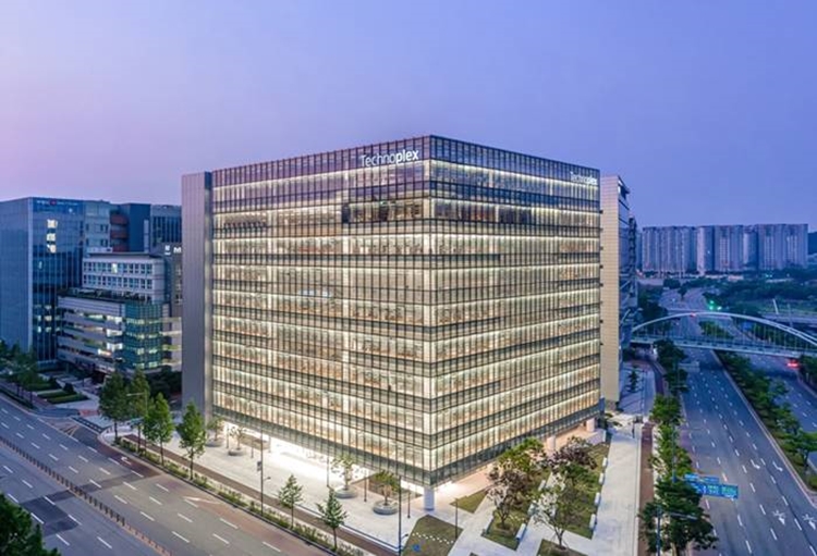 한국타이어앤테크놀로지의 올해 1분기 매출액이 한온시스템 인수 효과로 껑충 뛰었다. / 한국타이어앤테크놀로지