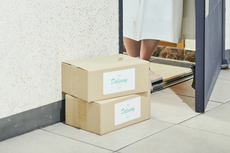 올해 4월 온라인 쇼핑 총거래액은 21조6,858억원으로 전년 대비 2.5% 증가했다. / 게티이미지뱅크