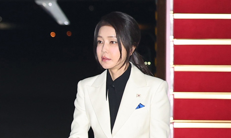 도이치모터스 시세조종 가담 의혹 사건과 관련해 피의자 김건희씨는 2024년 10월 17일 불기소 처분을 받았다. / 뉴시스