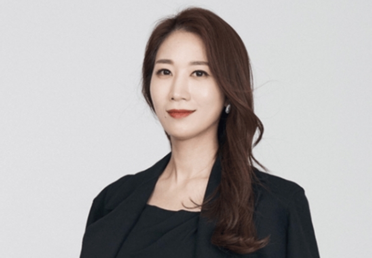 한세예스24그룹의 오너일가 2세 김지원 한세엠케이 대표는 대표 취임 이후 줄곧 적자를 면치 못하는 등 경영능력을 입증하지 못하고 있다. / 한세엠케이