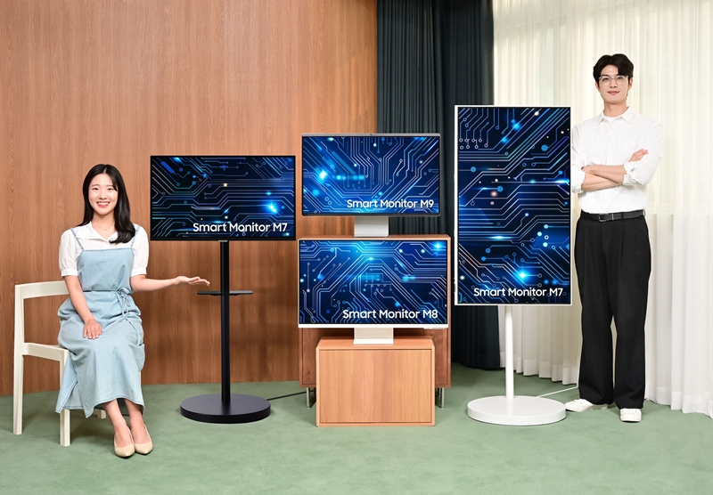삼성전자는 스마트모니터 최초로 OLED패널을 적용한 ‘M9’ 등 2025년형 스마트모니터 신제품 3종을 25일 출시했다고 밝혔다./ 삼성전자
