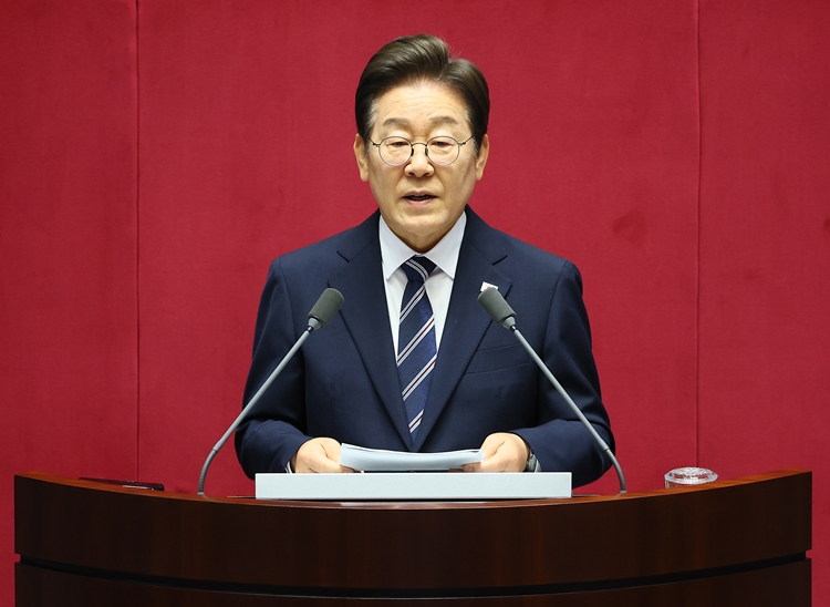 이재명 대통령이 26일 국회 본회의장에서 추가경정예산(추경) 시정연설을 하고 있다. / 뉴시스