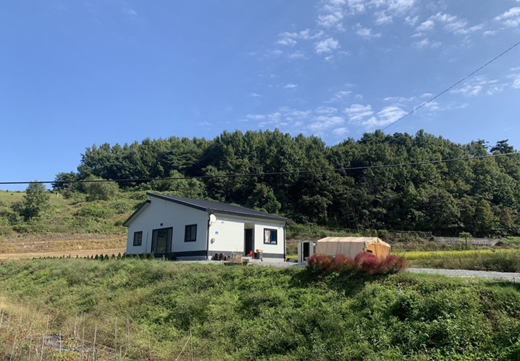 도시에서 직장생활을 하며 사는 것보단 덜하지만, 귀농살이에도 많은 사건과 스트레스가 있기 마련이다. / 청양=박우주