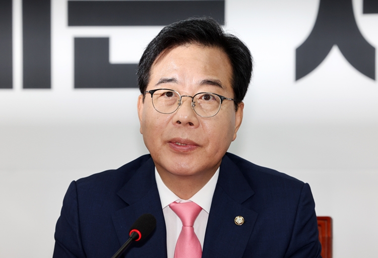 송언석 국민의힘 비상대책위원장 겸 원내대표가 14일 오전 서울 여의도 국회에서 열린 비상대책위원회의에서 발언하고 있다. / 뉴시스