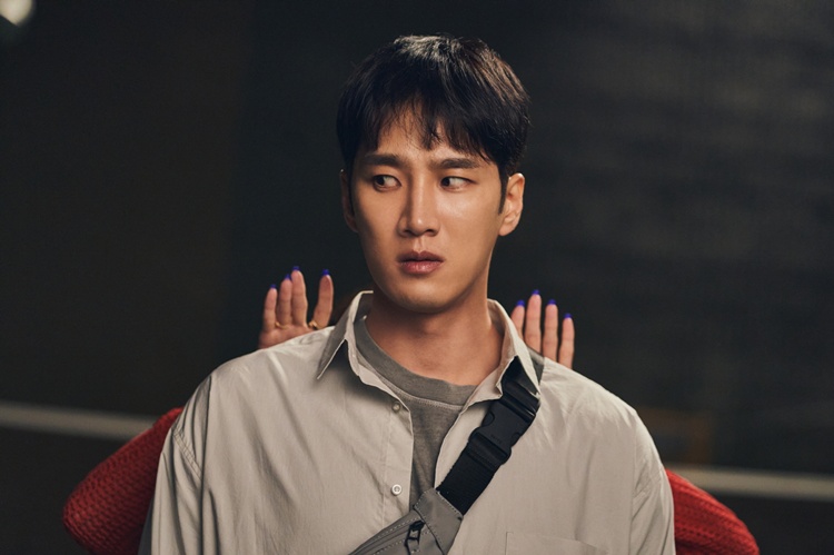 배우 안보현이 ‘악마가 이사왔다’로 새로운 얼굴을 꺼낸다. / CJ ENM