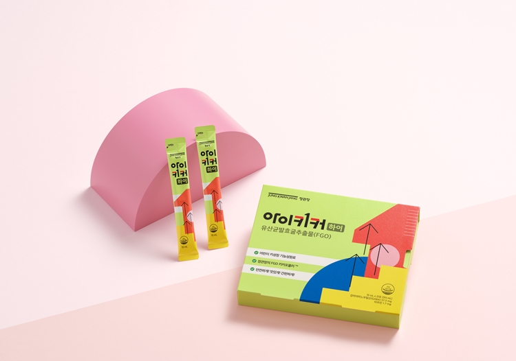 최근 어린이 키 성장 건기식이 많은 부모들의 관심을 받고 있는 가운데, 정관장이 선보인 ‘아이키커 하이’도 주목을 끌고 있다. / KGC인삼공사
