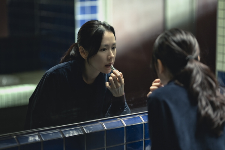 극 중 미리로 분해 박찬욱 감독의 작품 속 매력적인 여성 캐릭터 계보를 잇는다. / CJ ENM