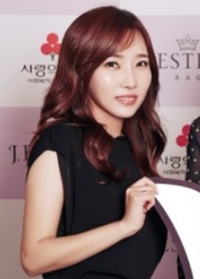 제이에스티나의 자사주 처분은 정부·여당에서 추진 중인 자사주 소각 의무화 공약 취지와 배치된다. 사진은 김유미 제이에스티나 대표. / 제이에스티나