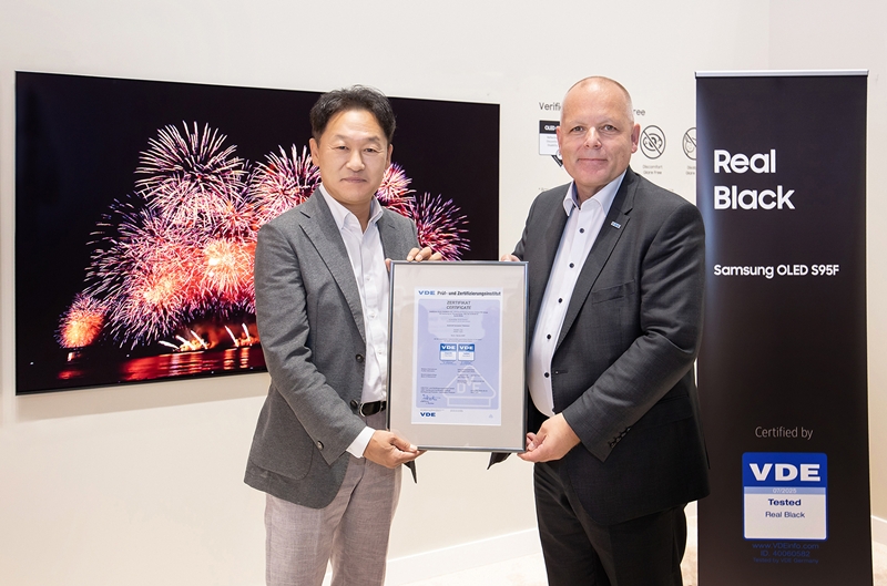 삼성전자는 자사의 ‘2025년형 OLED TV’가 독일 시험·인증 전문 기관 ‘VDE(Verband der Elektrotechnik)’로부터 ‘리얼 블랙(Real Black certification)’ 인증을 획득했다고 8일 밝혔다. / 삼성전자