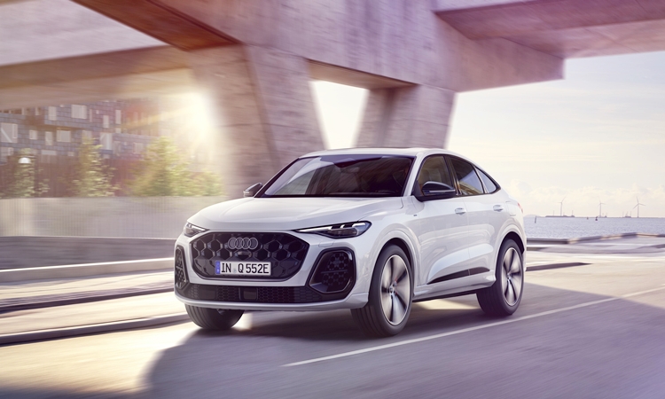 아우디 코리아는 올해 1∼10월 기간 10종 이상의 신차를 국내에 출시했다. 사진은 아우디 코리아가 올해 하반기 새롭게 출시한 더 뉴 아우디 Q5 스포트백 가솔린 모델. / 아우디코리아