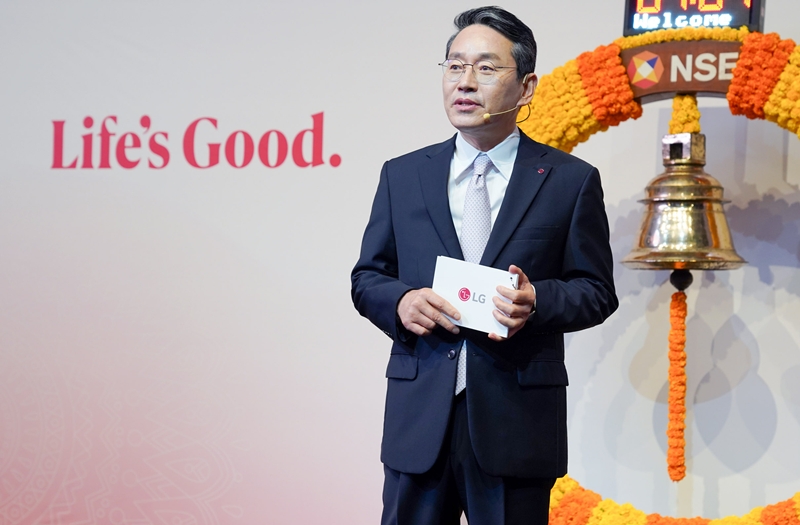  ‘LG전자 인도법인(LG ELECTRONICS INDIA LIMITED)’이 인도 증권시장에 신규 상장한 것도 4분기 실적 상향의 긍정적 요소다. 14일(현지시간) LG전자는 인도 뭄바이 국립증권거래소(NSE, National Stock Exchange of India)에서 인도법인을 상장했다. 사진은 조주완 CEO./ LG전자