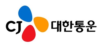 CJ대한통운은 연결재무제표기준 올 3분기 매출과 영업이익이 각각 3조666억원, 1,479억원으로 잠정 집계됐다고 7일 공시했다. / CJ대한통운