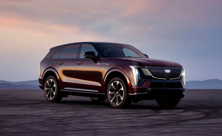 GM한국사업장이 쉐보레보다 캐딜락 브랜드에 힘을 싣고 있다. 사진은 이번달 국내 출시 예정인 캐딜락 전기차 에스컬레이드 IQ. / GM한국사업장