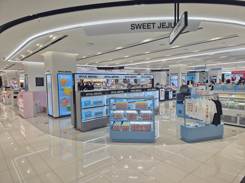 신라면세점이 제주 로컬 디저트 특별관 ‘스윗 제주’를 선보인다. / 신라면세점 