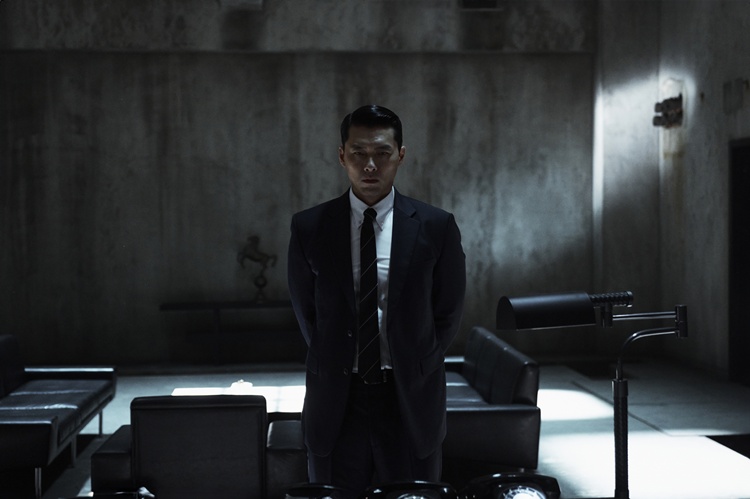 배우 현빈이 디즈니+ 새 오리지널 시리즈 ‘메이드 인 코리아’로 첫 OTT 신고식을 치른다. / 월트디즈니 컴퍼니 코리아