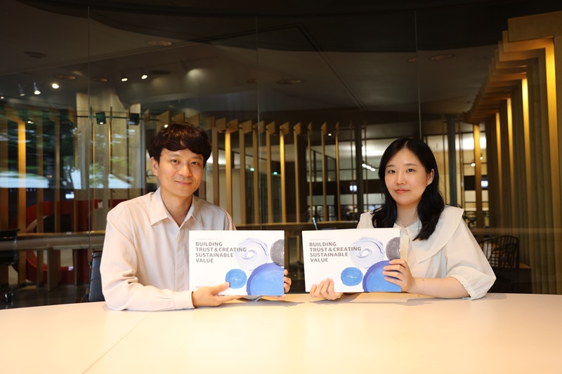 HDC현대산업개발이 한국ESG기준원(KCGS)의 2025년 ESG 평가 및 등급 공표에서 2년 연속 통합 A등급을 획득했다. / HDC현대산업개발